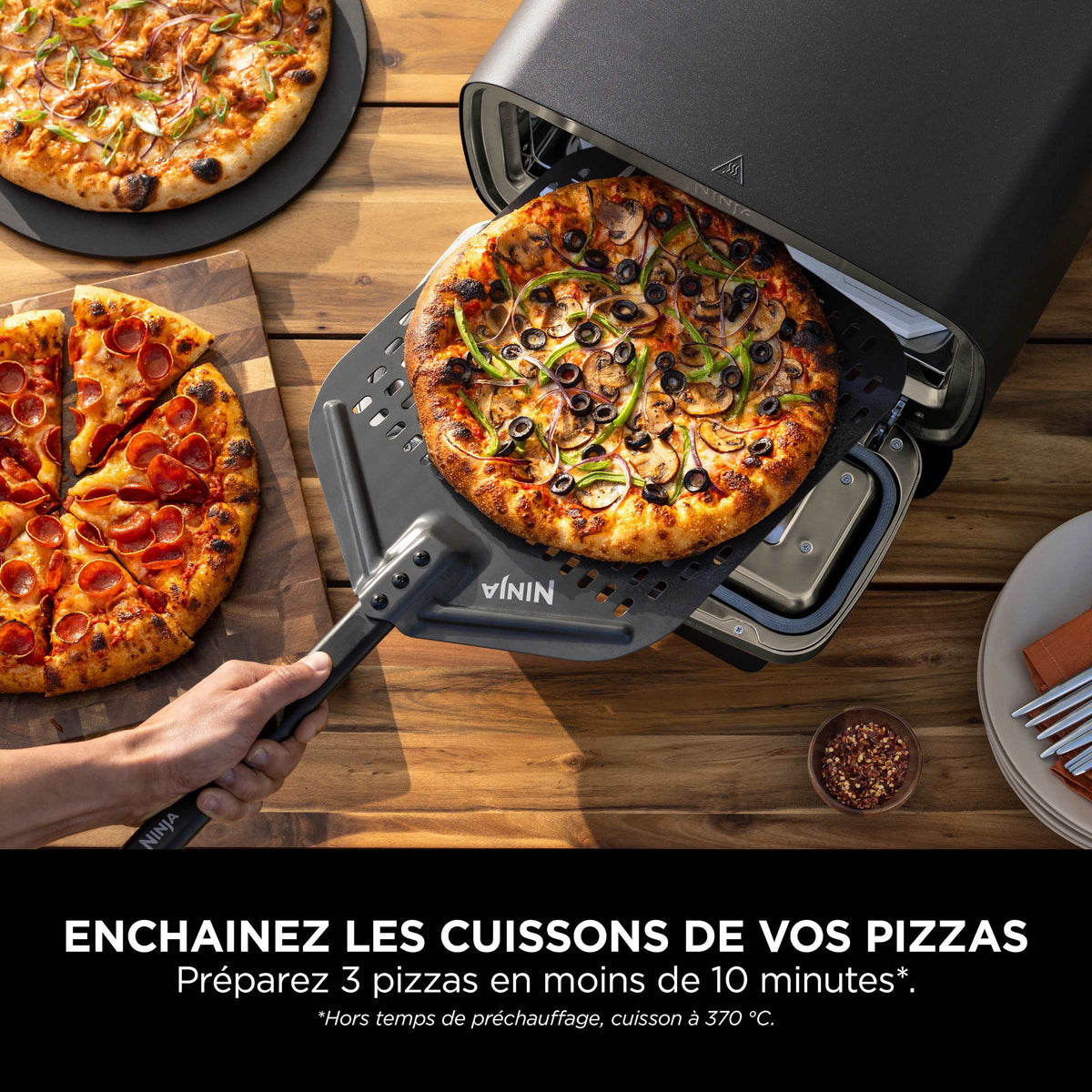 Four à pizza et air fryer électrique d’extérieur Ninja Artisan - Noir et Or