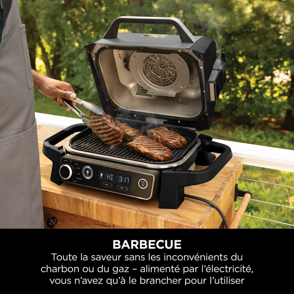 Pack barbecue électrique & Fumoir Ninja Woodfire avec chariot et housse