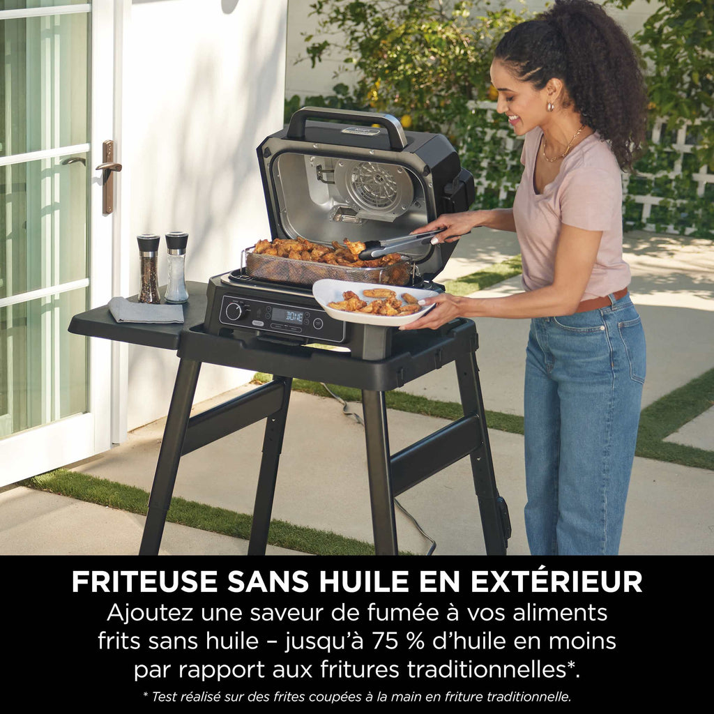Barbecue électrique et fumoir Ninja Woodfire Pro XL avec thermosonde Smart Cook OG850EU