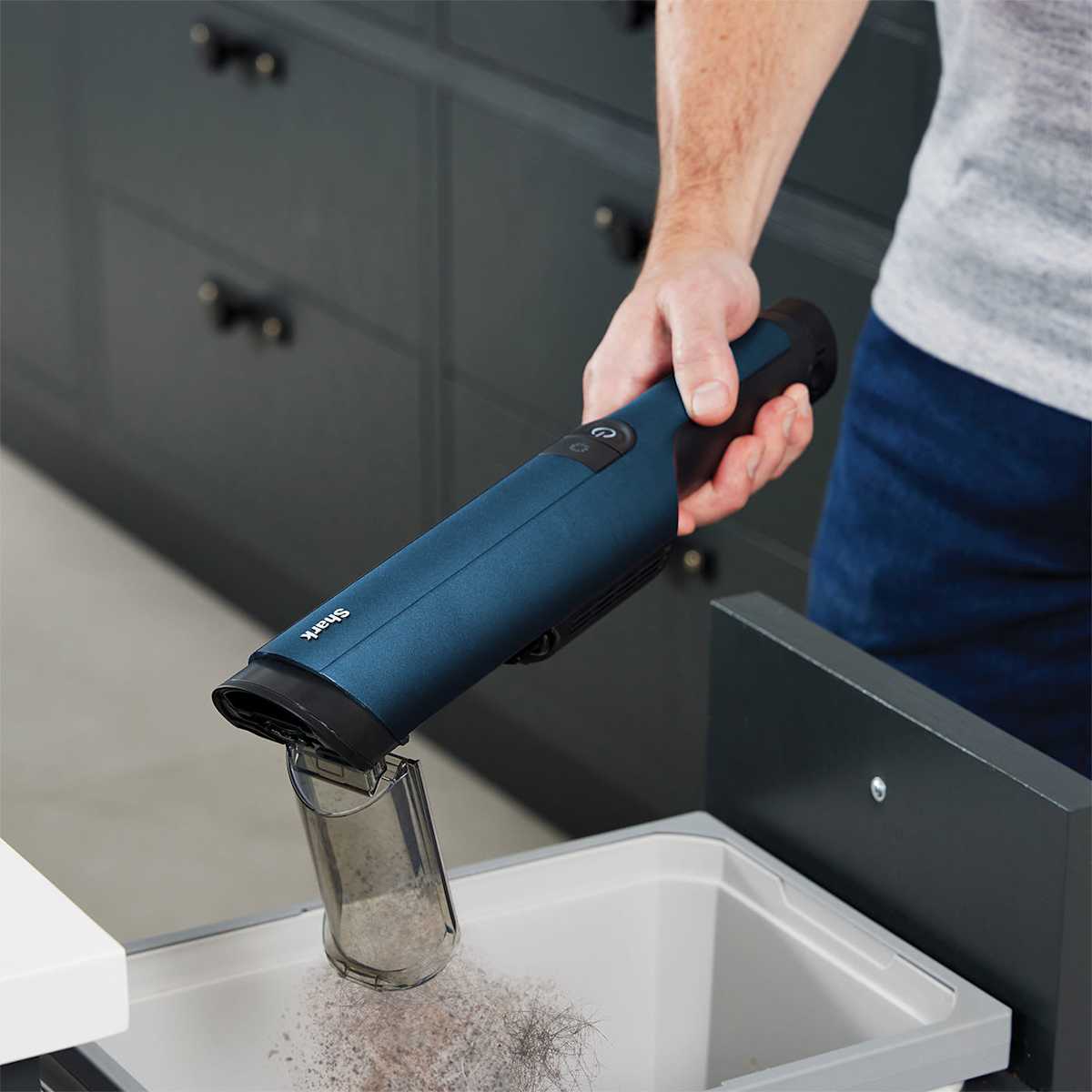 Aspirateur à main sans fil Shark WandVac 2.0 avec base de charge WV270EU